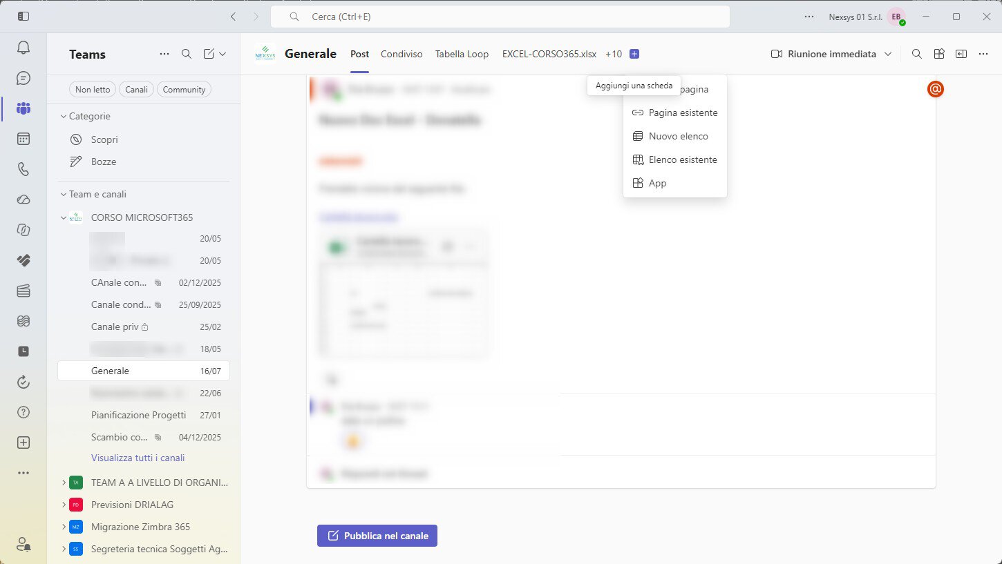 aggiunta e personalizzazione delle schede in un canale di microsoft teams schermata di un canale di microsoft teams che mostra il pulsante più per aggiungere una nuova scheda con il menu opzioni aperto.